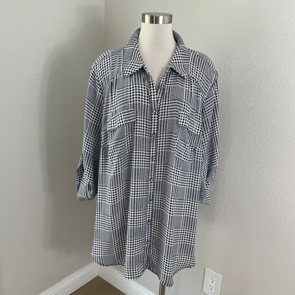 Torrid Womens Plus 4X Houndstooth Tunic Shirt Black White Roll Tab Sleeve Blouse